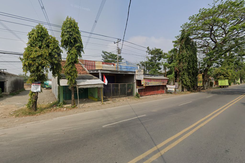 Akses Jalan Raya Utama Banjaran KM 12 Slawi